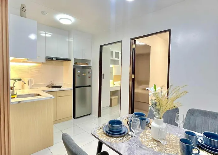 Cozy Family 2br With Wi-fi, Vanity & Work Desk Combo For 4-6pax Near It Park Cebu - Unit Sophia By Gerra